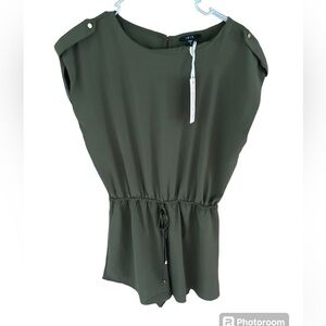 NWT Iris Olive Green Romper Size Large